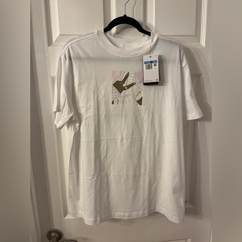Nike Loose Fit Tee